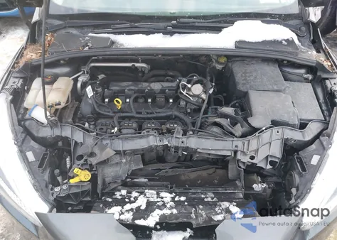 2016 Ford Focus Se z USA, uszkodzony, nr VIN 1FADP3F22GL300421